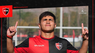 Uriel Erosa de penal marcó el tanto rojinegro