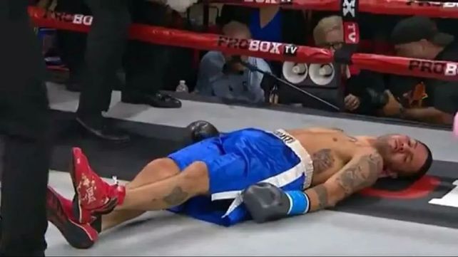 El boxeador bonaerense no la pasó para nada bien y recibió un duro nocaut.