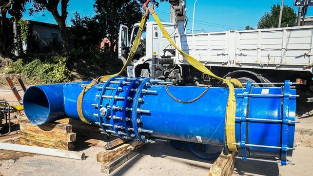 Rosario Romero escuchó a los vecinos y conformaron una mesa de diálogo por el agua potable. Anuncian licitación de obras para mejorar el servicio en zona oeste