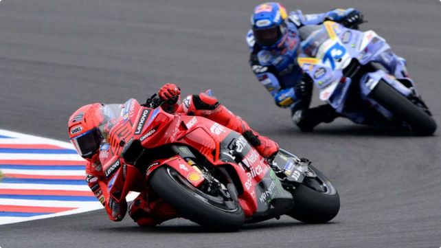 Marc superó a su hermano Alex y se llevó una victoria histórica del MotoGP en Termas de Río Hondo.