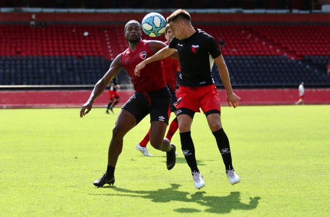 Colón perdió 2-0 ante Newells en su último amistoso