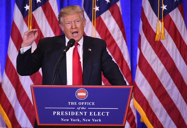 Primera conferencia de Trump: Vamos a construir un muro y México nos va a devolver el dinero