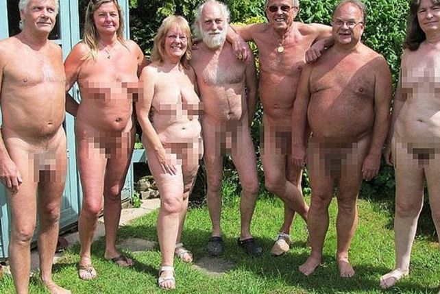 Descubren un pueblo escondido en Inglaterra en el que la gente vive desnuda