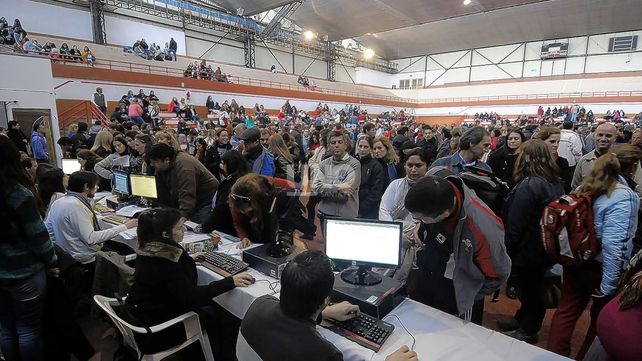 Fuerte respuesta de Balagué por el freno del gobierno a las titularizaciones docentes