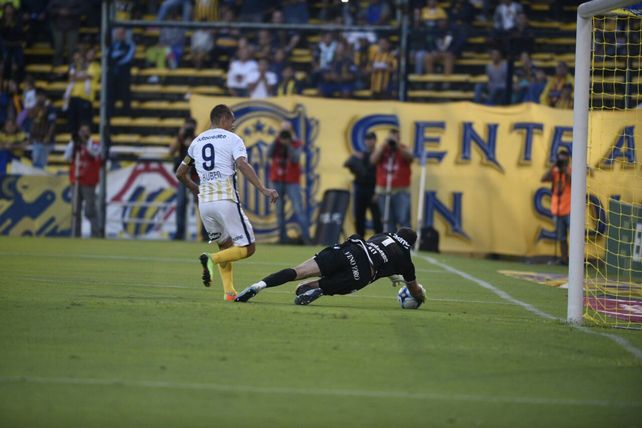 El minuto a minuto del Canalla y el Tomba en el Gigante de Arroyito