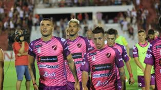 Cambiaron el horario del partido entre Vélez y Patronato en Liniers