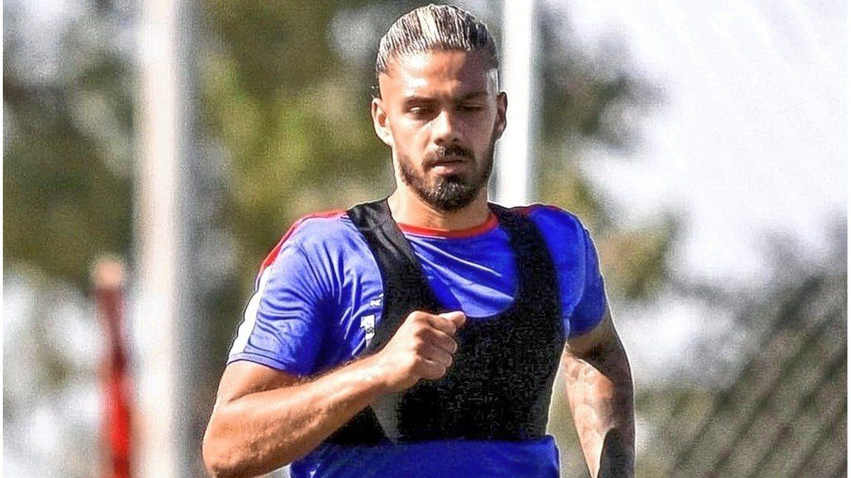 Thiago Vecino promete goles en Unión