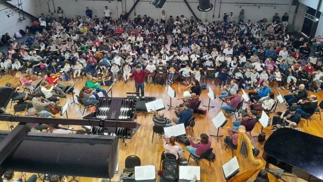 La Sinfónica de Entre Ríos cierra un año récord con las escuelas