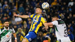 Alejo Veliz le pone el hombro a Central y Ariel Holan volvió a incluirlo como titular