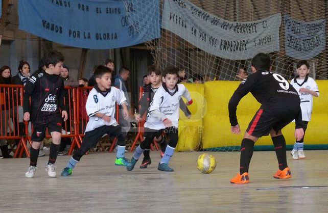 UNL reedita su tradicional torneo Indoor