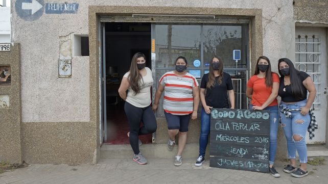 Una campaña para que florezcan mil bibliotecas populares