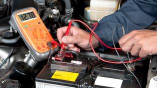 Cómo cuidar la batería del auto