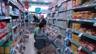 Saglione señaló que la cláusula gatillo cubre al salario público