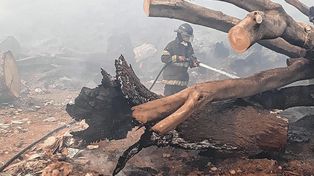 Incendio en el basural de Presidente Perón