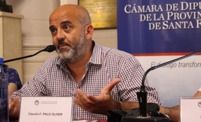 El radical Palo Oliver reforzó sus críticas al Ejecutivo santafesino.