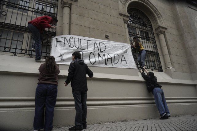 Universidad: Bartolacci dijo que el aumento del 6,8% es un paso muy importante