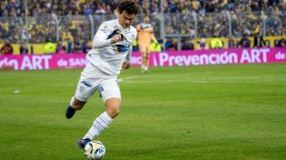 Luca Martínez Dupuy fue ovacionado por los hinchas de Central, antes y durante el partido.