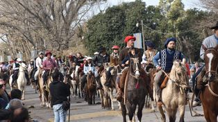 Además del concurso de asadores entre otras actividades se realizó un desfile tradicionalista sobre las calles del pueblo, con participantes de toda la región.&nbsp; 
