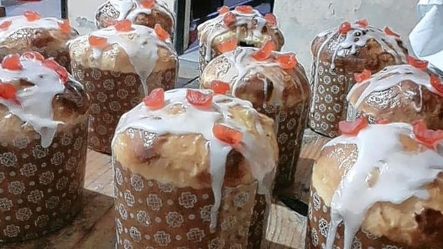 En Casa Lázaro se destacan en la elaboración de pan dulce y los ofrecen para sostener su obra