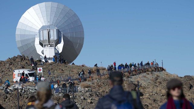 El eclipse convocó a multitudes que disfrutaron en seis provincias