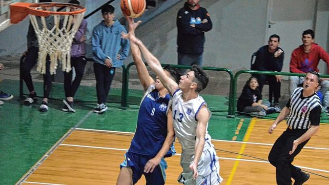 La Selección U16 de Santa Fe superó a Reconquista en el Torneo Provincial de Básquet. La Selección U16 de Santa Fe superó a Reconquista en el Torneo Provincial de Básquet.