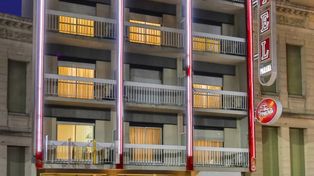 Hoteleros de Paraná cuestionaron a un concejal por sus críticas al registro de alquileres turísticos