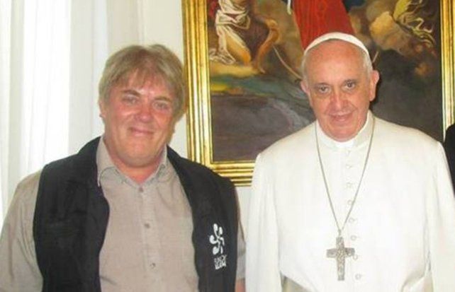 Presentaron en Rosario el libro que reúne las cartas inéditas del Papa Francisco