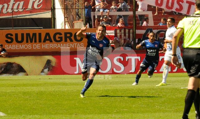 Lucas Gamba entre los mejores puntas del fútbol argentino