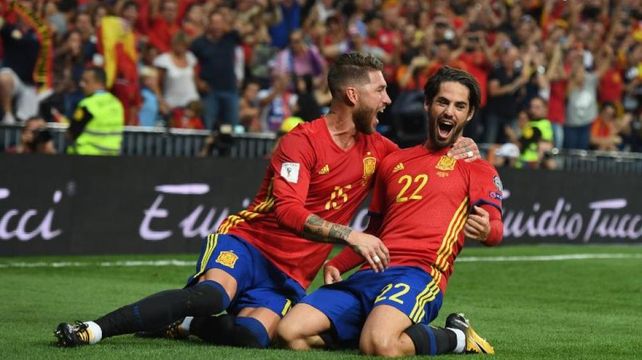 España derrotó a Italia y quedó a un paso del próximo Mundial