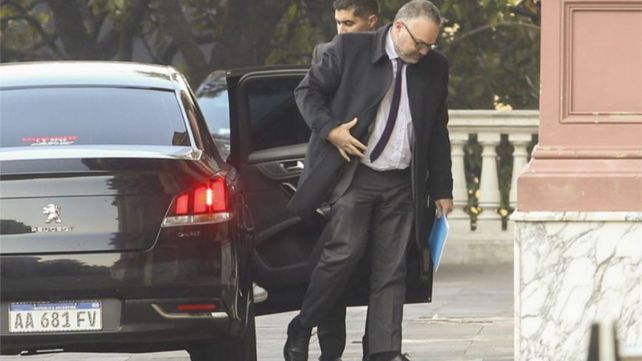 Con críticas a Cristina Kirchner