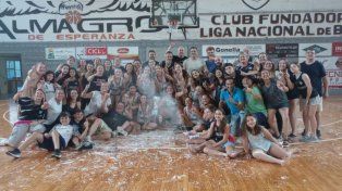 Torneo Oficial U17: Almagro se coronó campeón en Esperanza