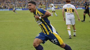 Lautaro Giaccone lo grita con todo. Es el 1 a 0 de Central ante Boca.