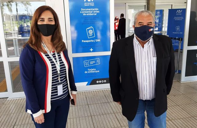 Las autoridades del aeropuerto y la comuna