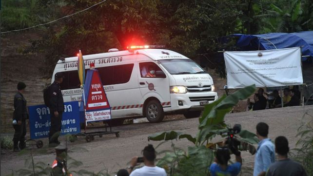 Confirman que son cuatro los chicos rescatados de la cueva en Tailandia
