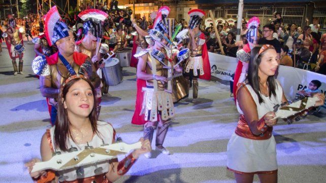 Carnaval en Paraná: desfilaron las comparsas ganadoras