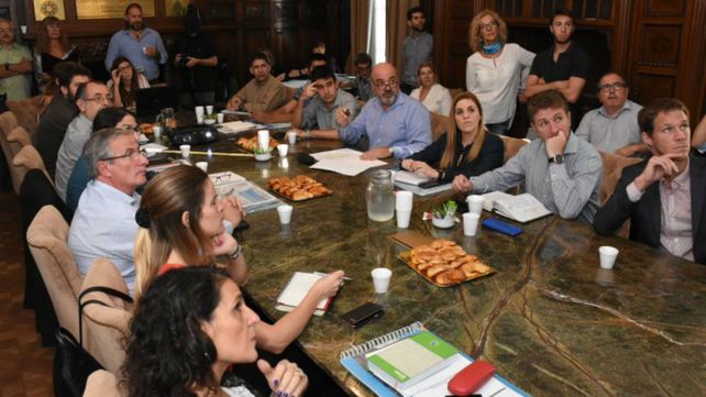 Cumbre. Ediles y funcionarios
