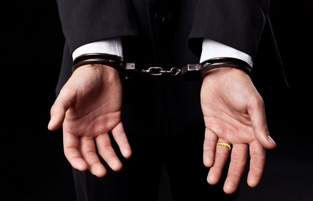 Un novio fue detenido una hora antes del casamiento por supuestas amenazas