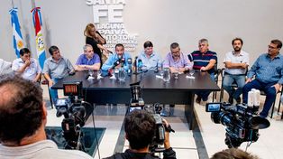 El paro de los municipales sigue firme y decidirán el lunes si se acata la conciliación