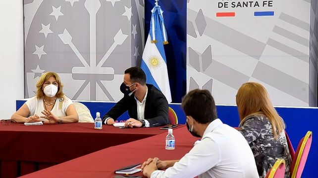 La provincia trabaja junto a municipios y comunas en los protocolos para la próxima temporada de verano