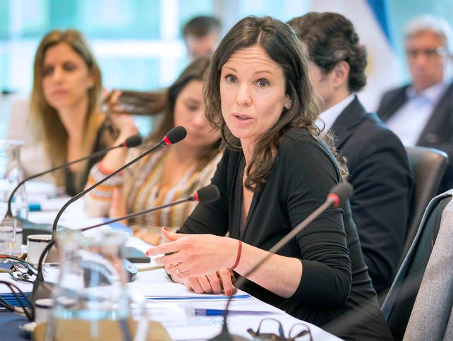 Stanley admitió que el gobierno nacional analiza entregar un bono extra a fin de año