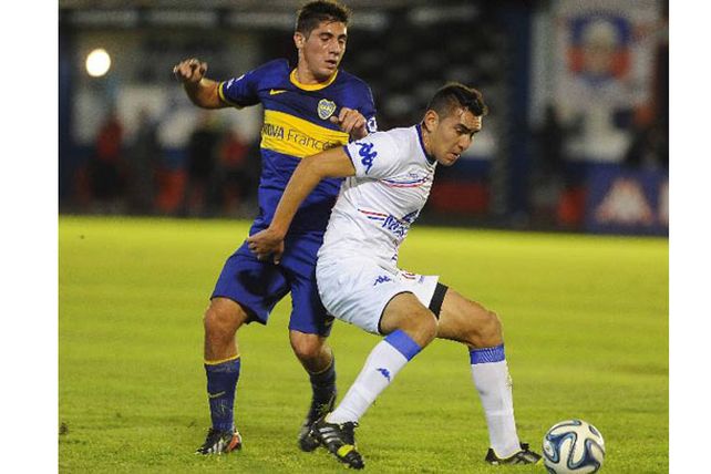 Boca logró un triunfo agónico ante Tigre con un golazo de Riquelme