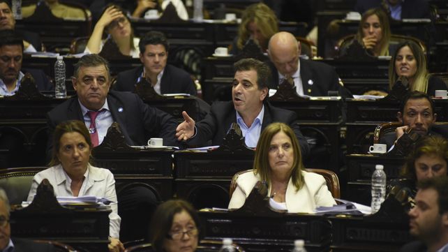 El Congreso sesionará entre enero y febrero para derogar las jubilaciones de privilegio