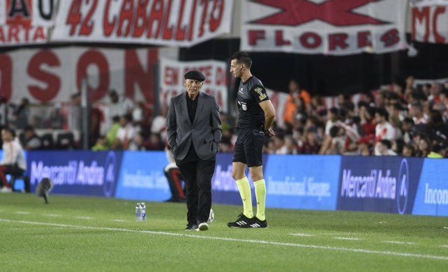 Miguel Angel Russo armó un equipo pensando en Argentinos