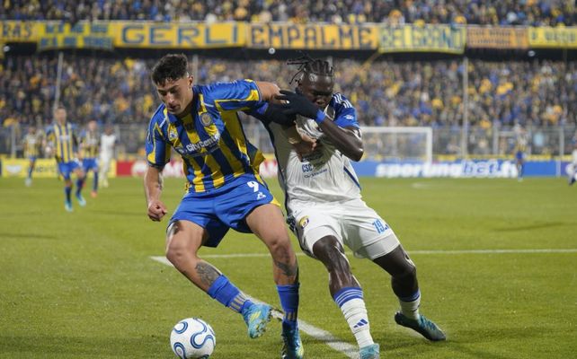 Alejo Veliz está jugando sus últimos partidos con la camiseta de Central, antes de irse a Bahía.