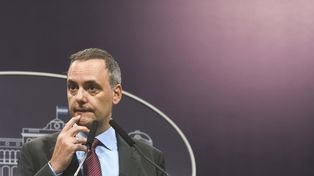 Manuel Adorni: El esfuerzo también lo tienen que hacer los gobernadores