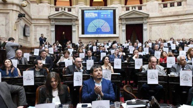 Diputados dio media sanción a un proyecto que sube las jubilaciones en 7,2% y el bono