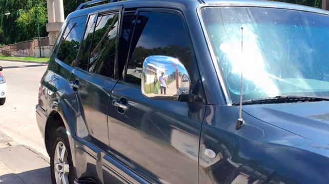 VIDEO: quedó atrapado por un innovador sistema cuando quiso robar una 4 X 4
