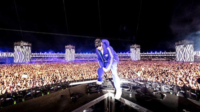 Las redes sociales estallaron cuando el productor musical Bizarrap tomó la inesperada decisión de cambiar su nombre de usuario por Bizapop en Instagram