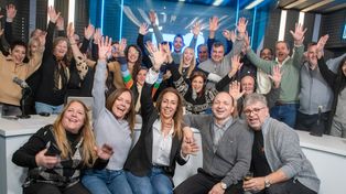 LT8 celebró sus 98 años en el aire