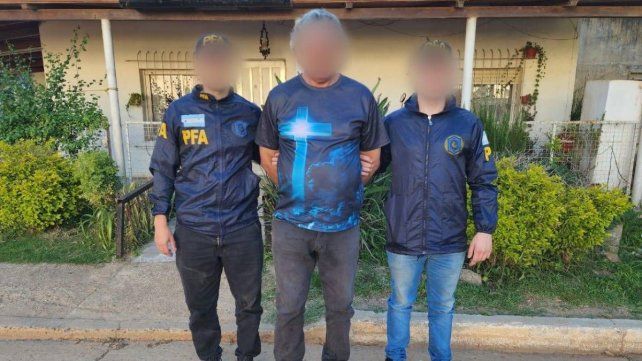 La Policía Federal arrestó en San José a un hombre buscado a nivel nacional por abuso sexual agravado. La víctima tuvo dos hijos con su progenitor